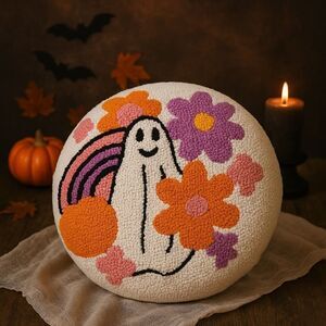 🎃 Cupcakes and Cashmere Halloween Decorative Pillow 👻 NWT